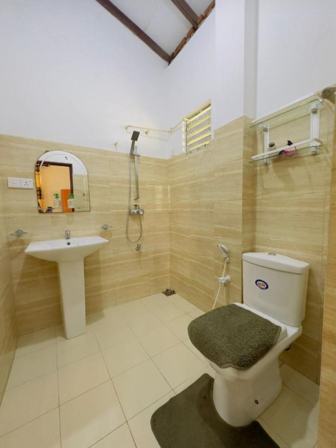 Royal Beach Villa Unawatuna Exterior foto